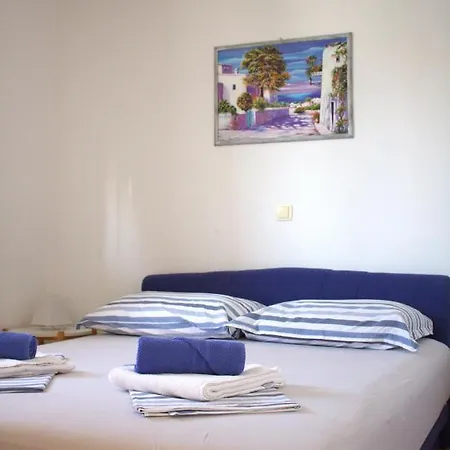 Apartment Andrea Trogir